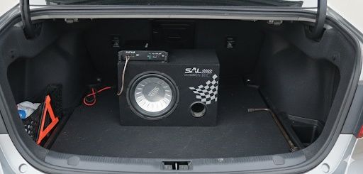 Subwoofer SAL + amplificator Alpine V-Power (Pachet Complet)