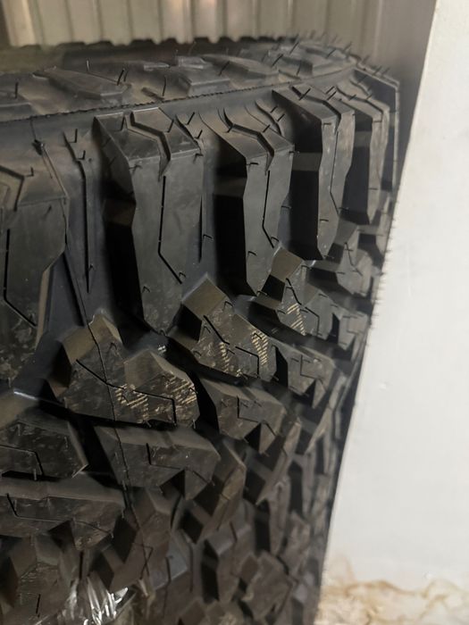 Резина R18 всесезонная М/Т