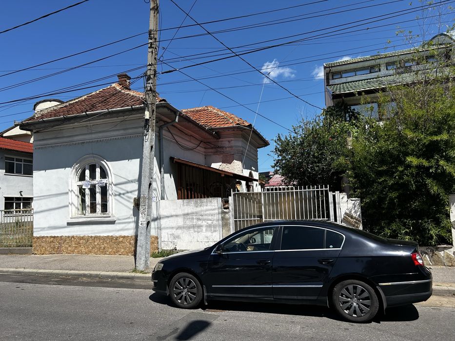 Casa langa Hotel Traian