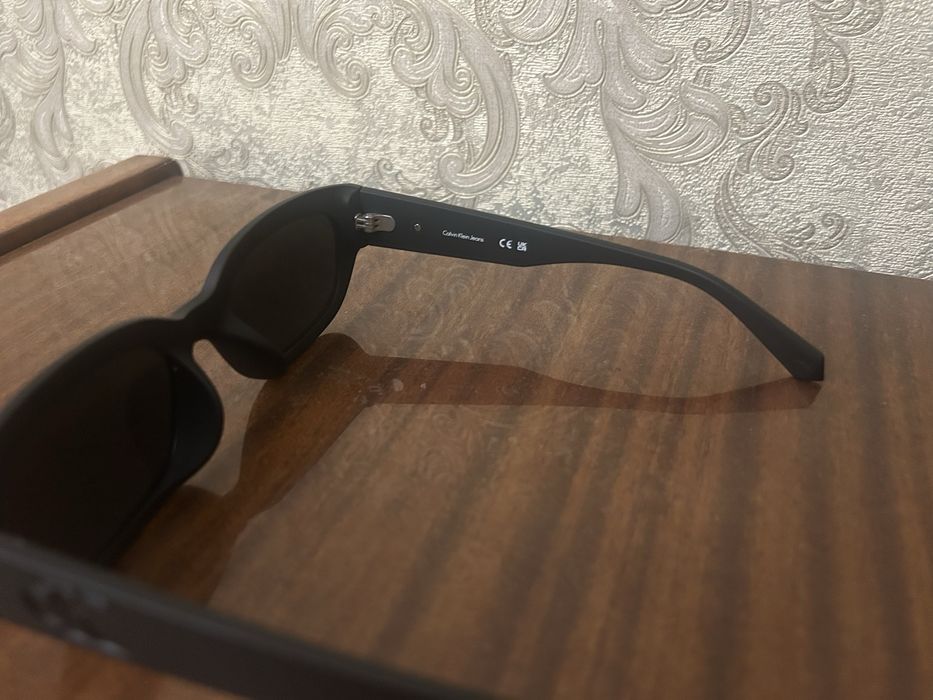 Oчки Calvin Klein