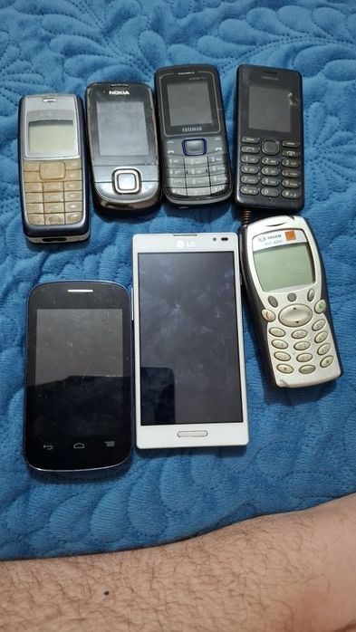 Vând lot telefoane