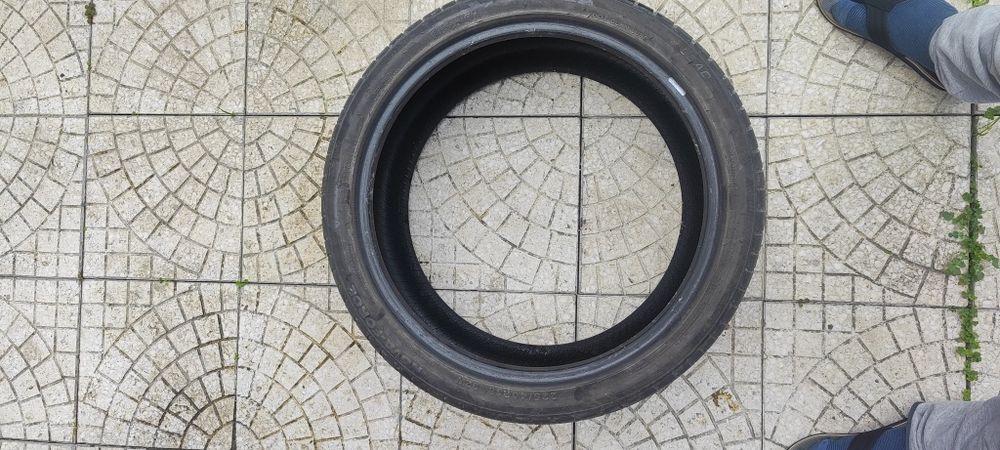 Продавам 2 летни гуми Nova Force