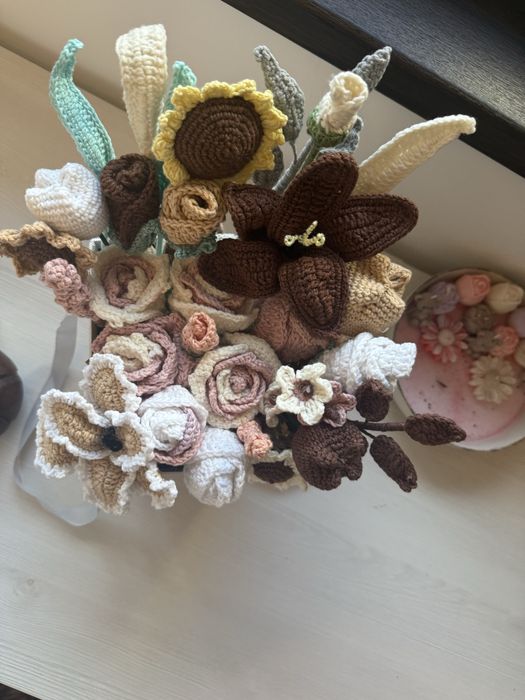 Flori cadou pentru doamne domnisoare