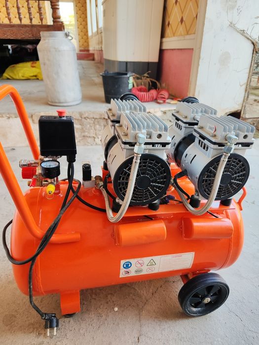 Компрессор сотилади