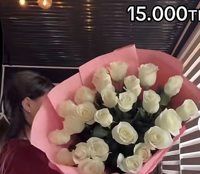 Букет 25штук белый роза
