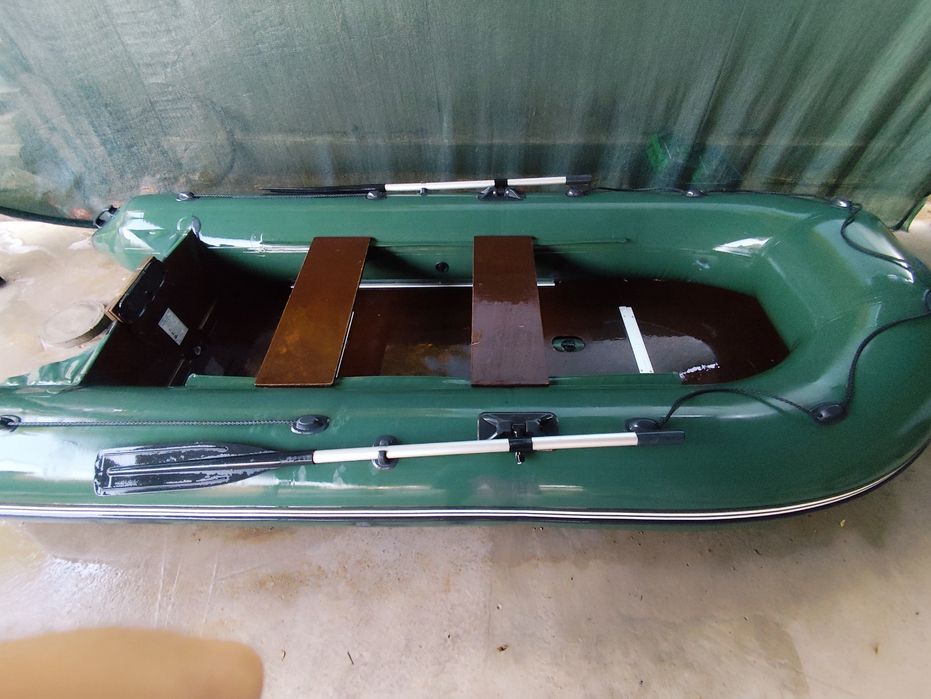 Лодка Муссон 3400