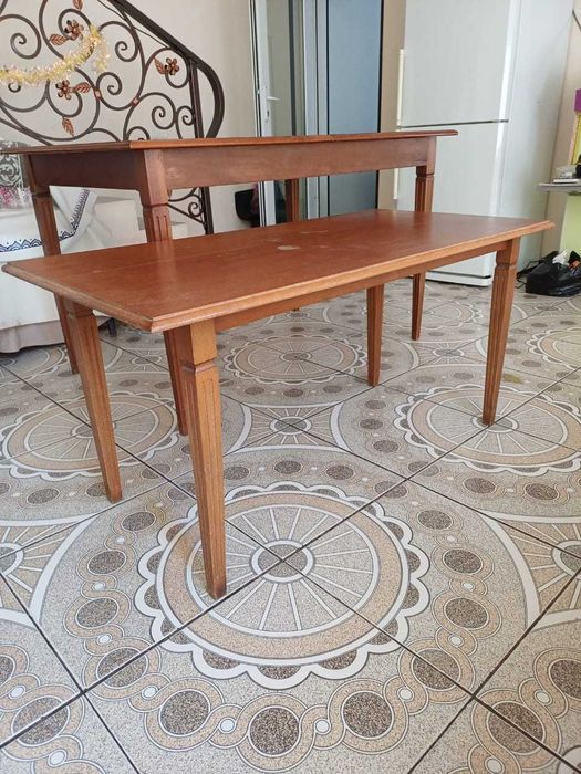 стол для столовой, журнальный Венгрия