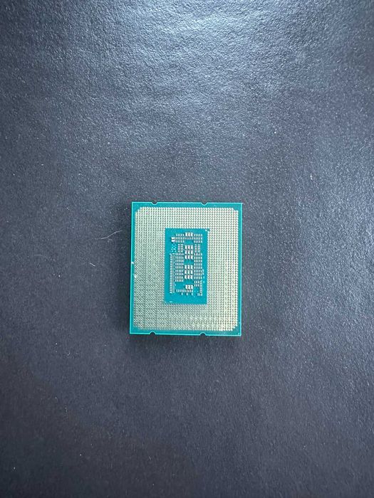 Intel Core i5 12600K + Gigabyte Z690 UD (DDR5)