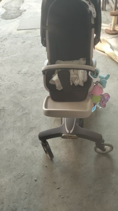 Коляска дрон прадаетця