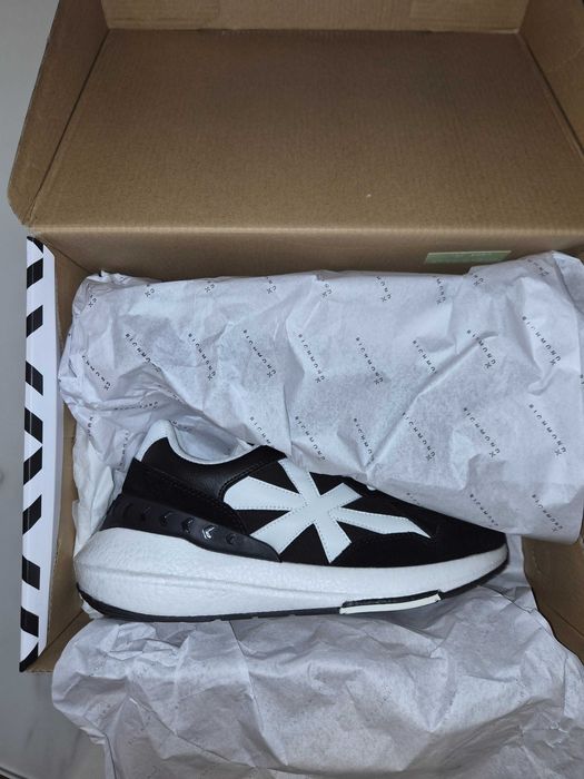 Обувки John Richmond