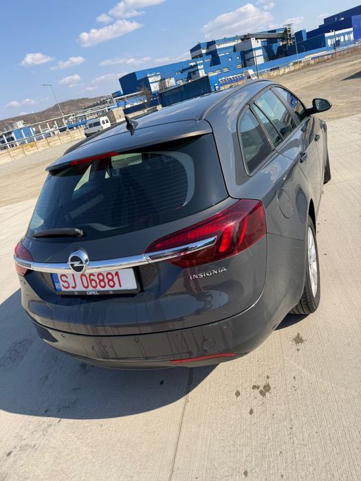 Opel insignia sports tourer