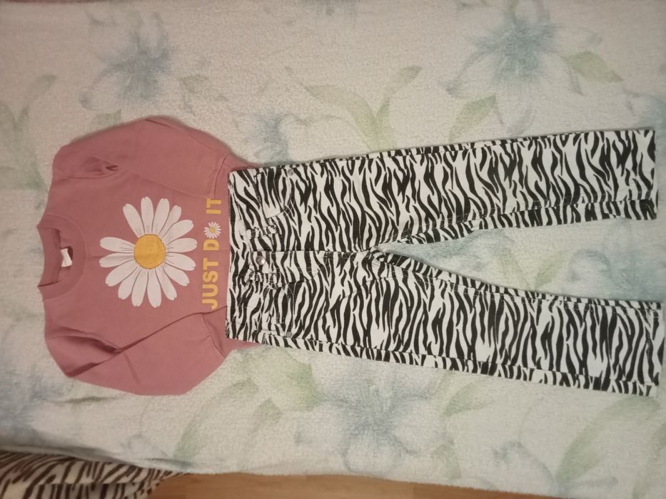 Пакет одежды на девочку 4-5лет