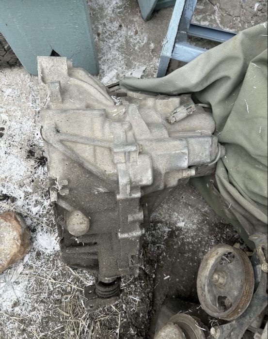 Продам коробку от Ниссан примера.