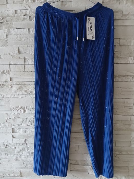 Pantaloni din bumbac 65% poliester35 cu sclipici evazati perfecti  de purtat