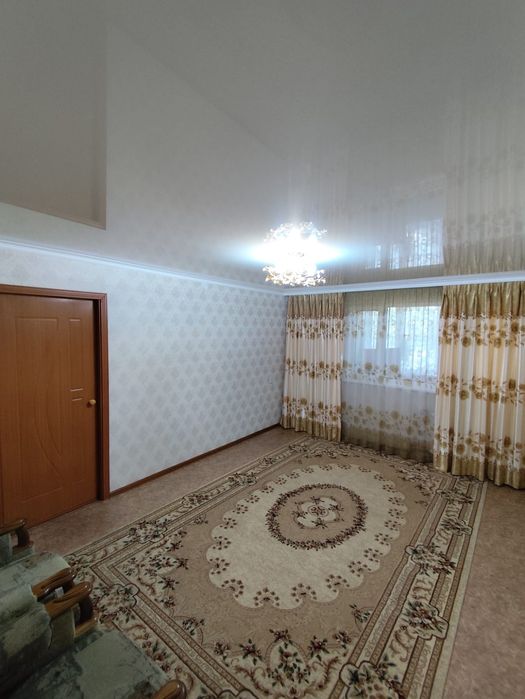 Продается 4 комнатная квартира