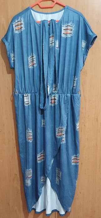 Vând  rochie  mărimea 2XL