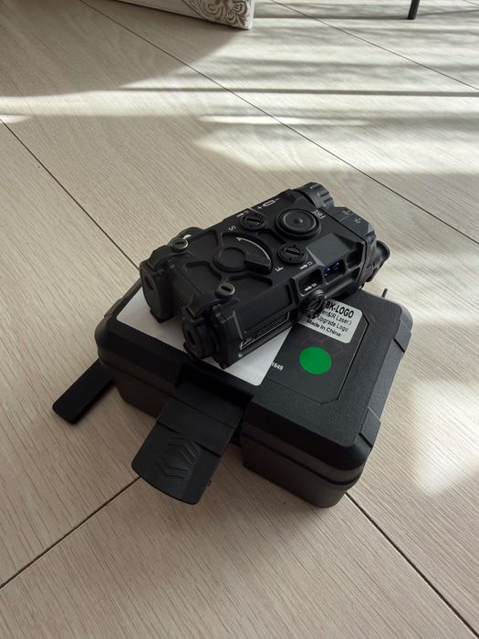 Продавам wadsn лцу лазер(eotech ogl) реплика