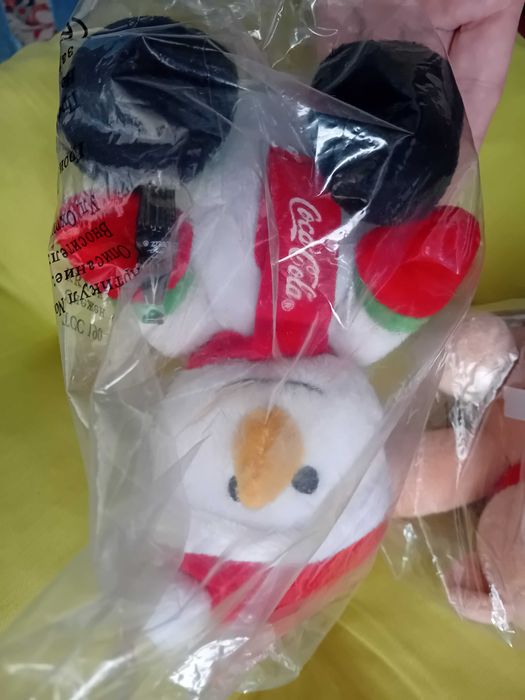 Чисто нови плюшени мечета и снежен човек