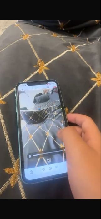 Продам айфон 11 100% акб