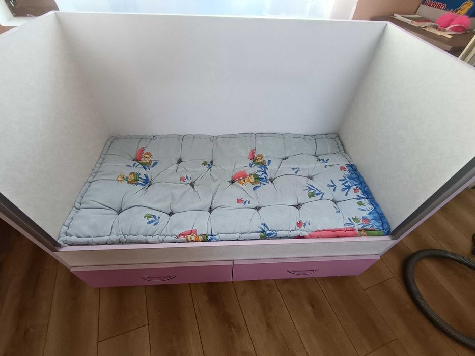 Детско легло за момиче