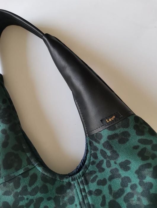 Дамска чанта LEE.