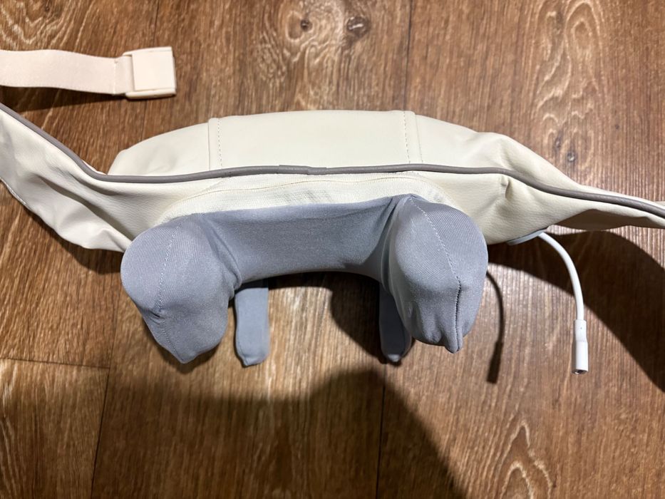 Електрически масажор за врат, гръб и рамене