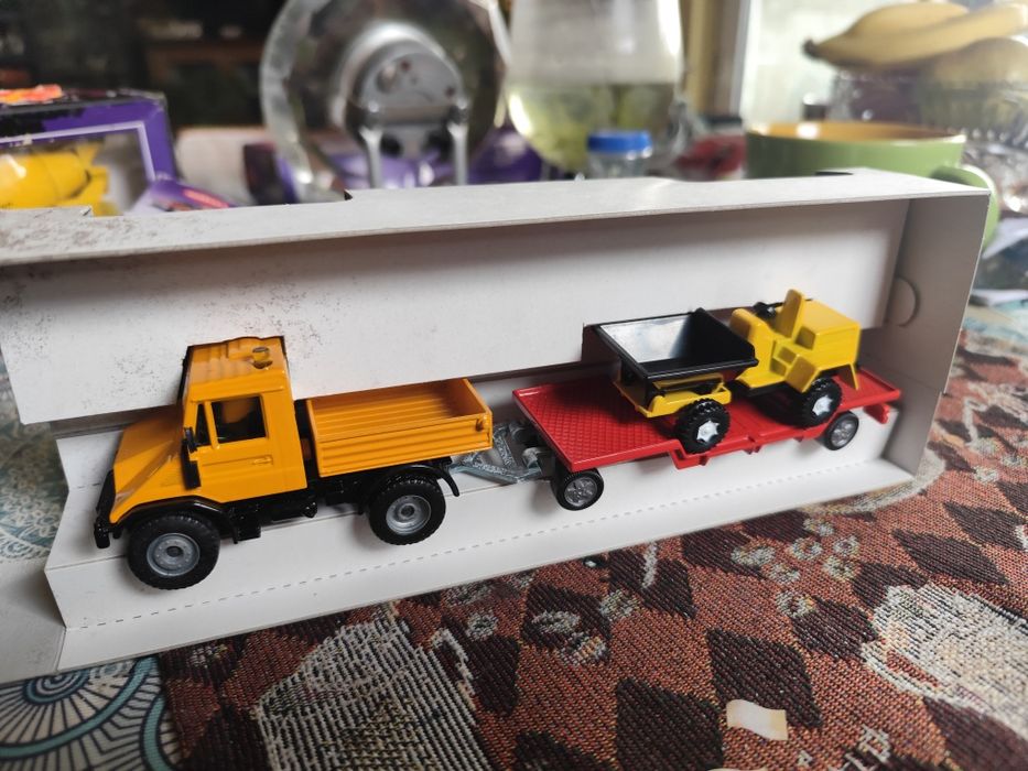 Стари колекционерски колички Сико