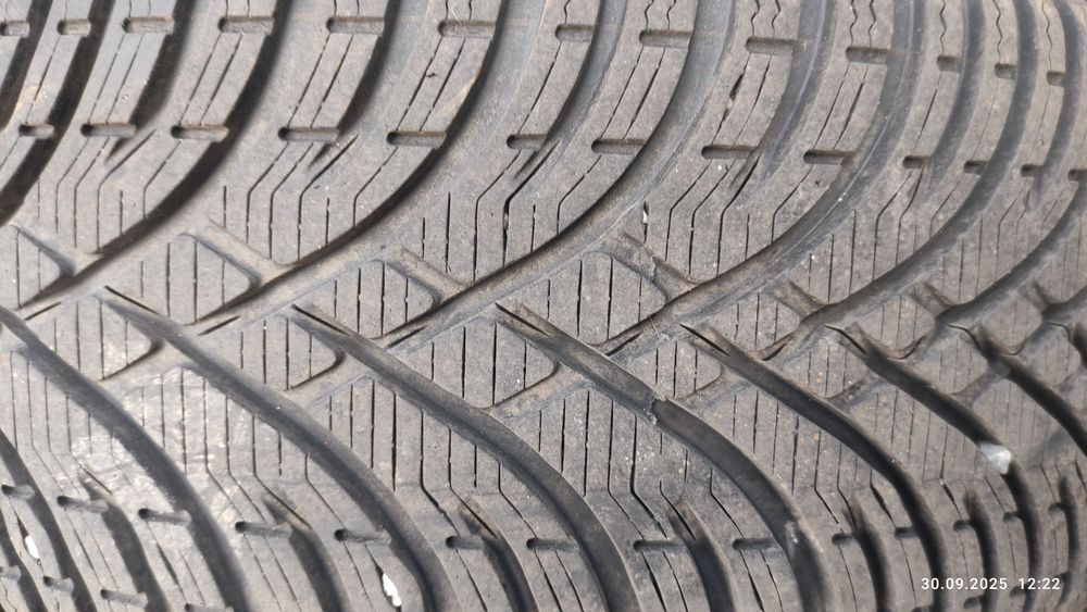 Jenti cu anvelope de iarna BF Goodrich 205/60 R16 Opel, Chevrolet