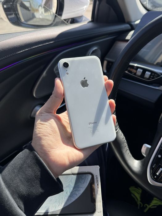 Iphone XR 64GB white 77%