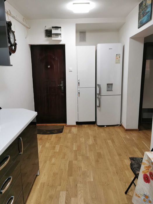 Inchiriez apartament 2 camere strada Grivitei, Targu Jiu