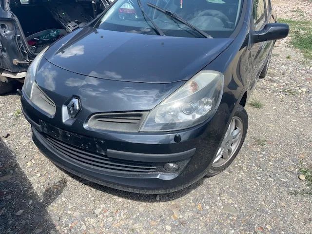 Dezmebrez Renault Clio 3 1.5 dci euro 4 XENON