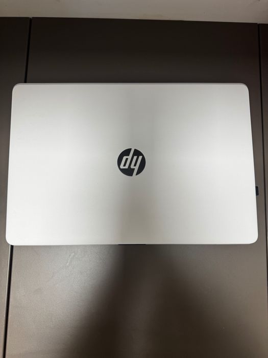 Лаптоп HP 15-bs150sa