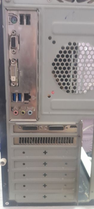 Срочно Продаётся Пк  кейс