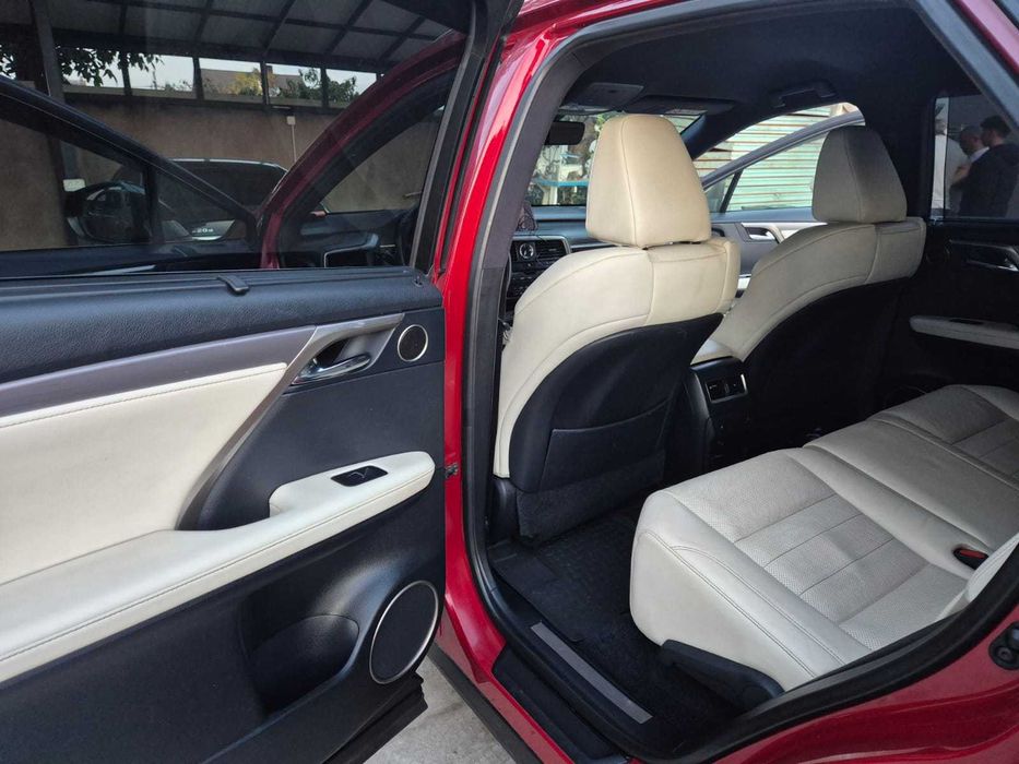 Vand Lexus RX450h SPORT, intretinut
