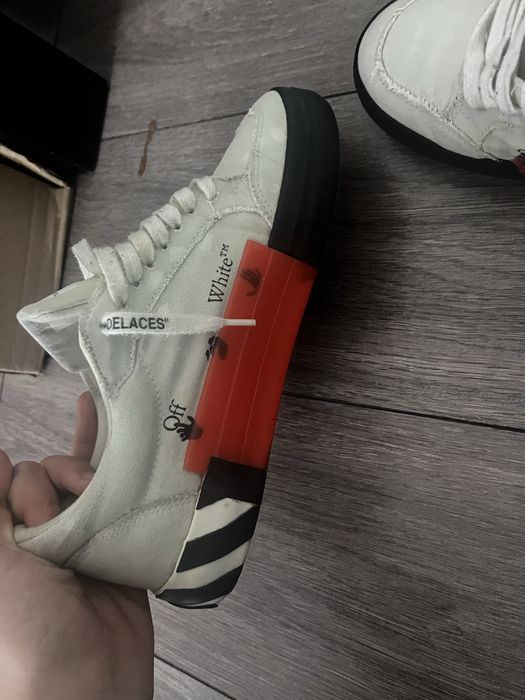 Off white vulcanized low canvas