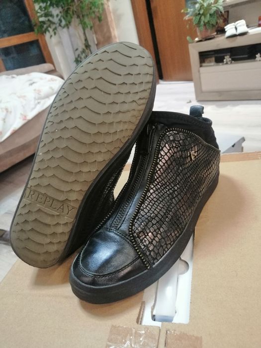 Дамски маркови боти и кецове номер 37,38