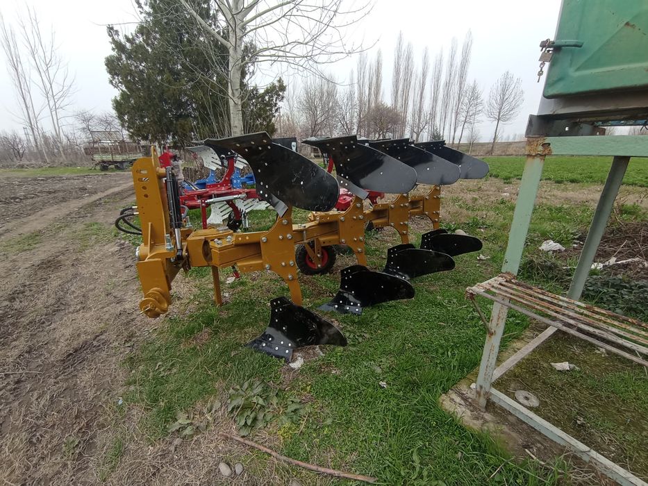 Айланма плуг сотилади