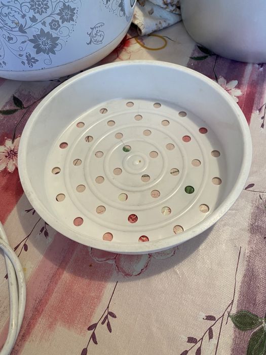 Продам мультиварку Polaris