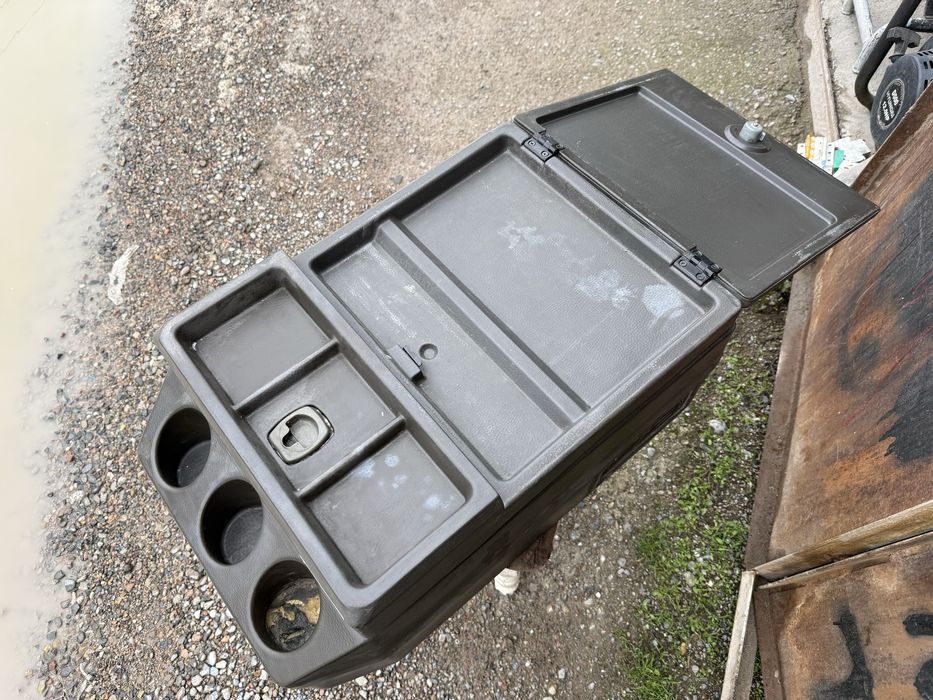 * компрессорный автохолодильник 24в для автобусов и грузовых авто