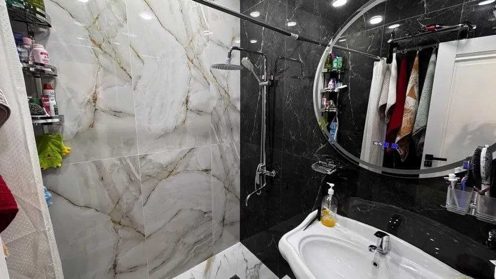 chilonzorda zor dom sotiladi