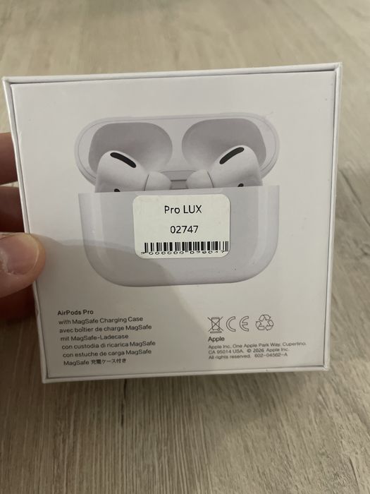 Продам AirPods Pro LUX