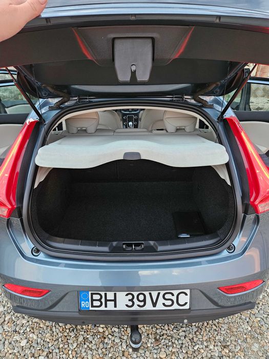 Volvo V40, an 2012 , pret: 7500euro