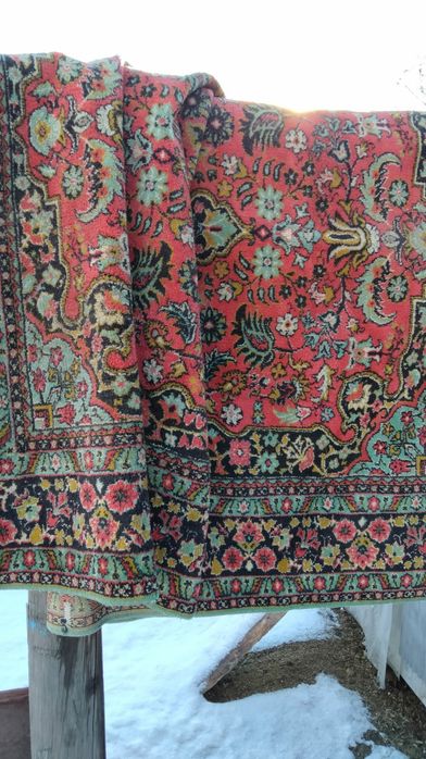 Продам шерстяной палас 2×3