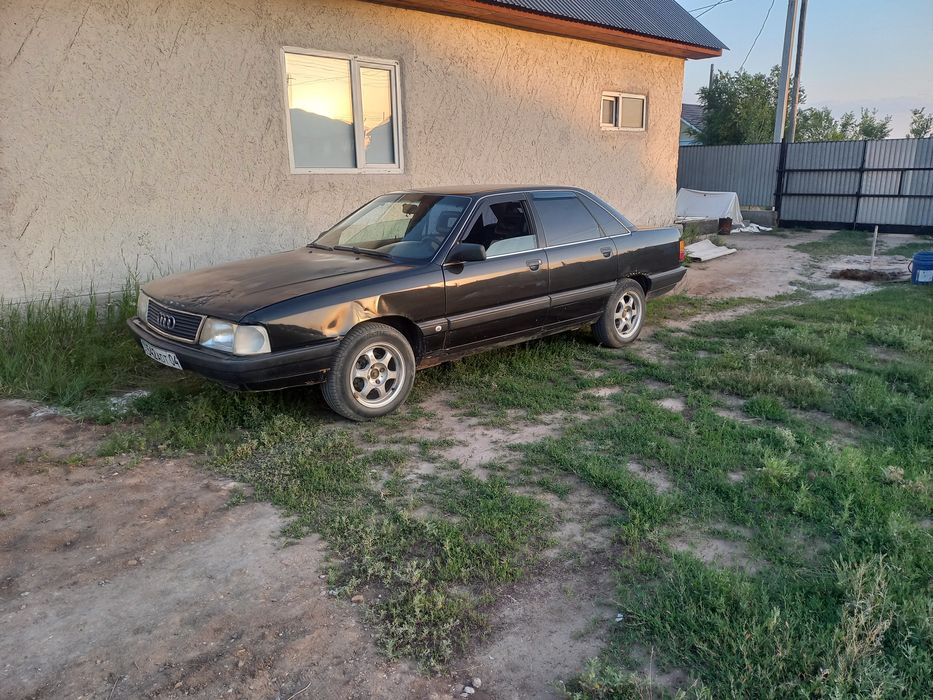 Продажа ауди 100, переходка