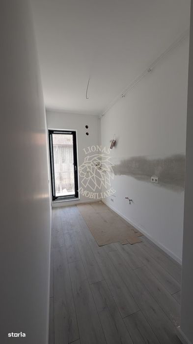 COMISION 0%! Apartament o camera-balcon-etaj 1-lift-Zona Terra — fotografia 3