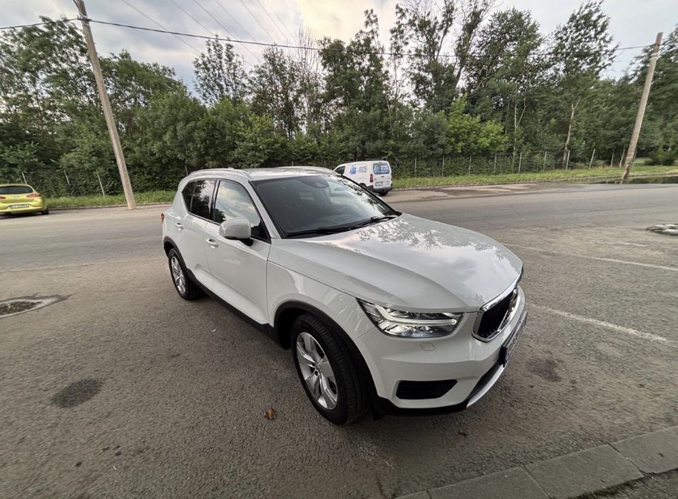 VOLVO XC40 2019 — imagine 2