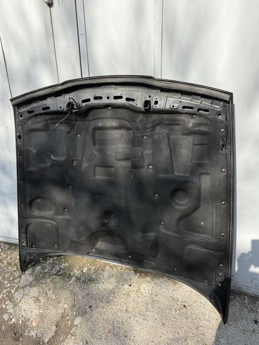 Привозной  капот на БМВ Е34 рест
