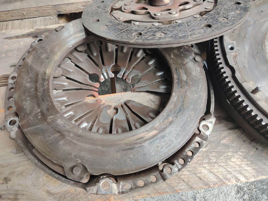 Комплект съединител с маховик за 1.9 тди 105 к.с. / VW Audi Skoda Seat