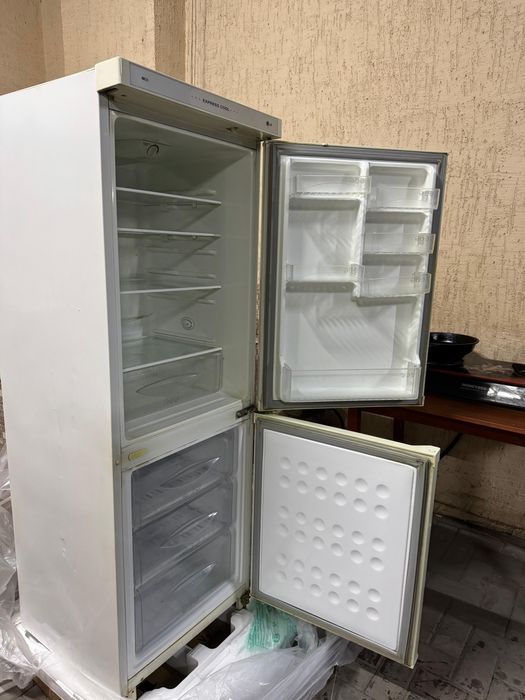 Холодильник в хорошем состоянии