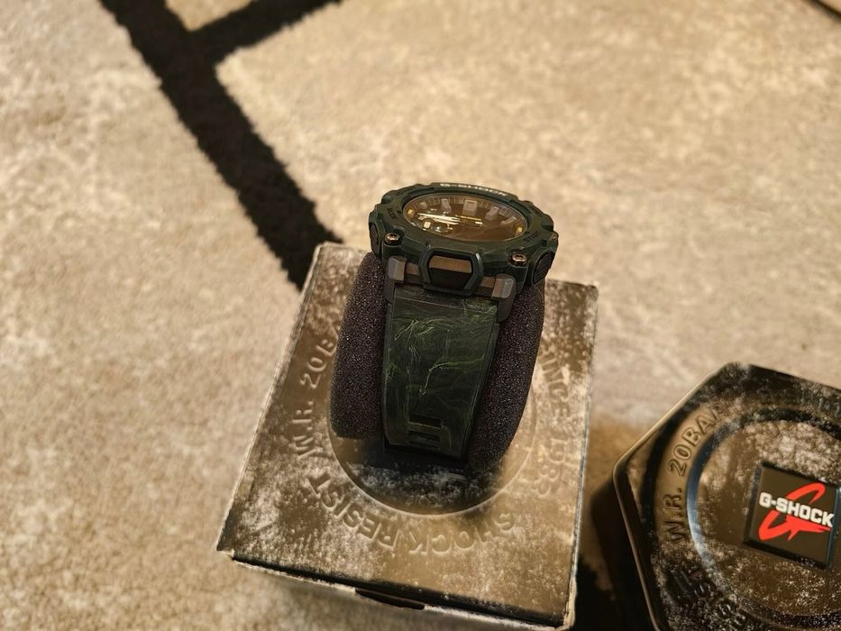 Casio G-Shock GA-2200MFR-3AER